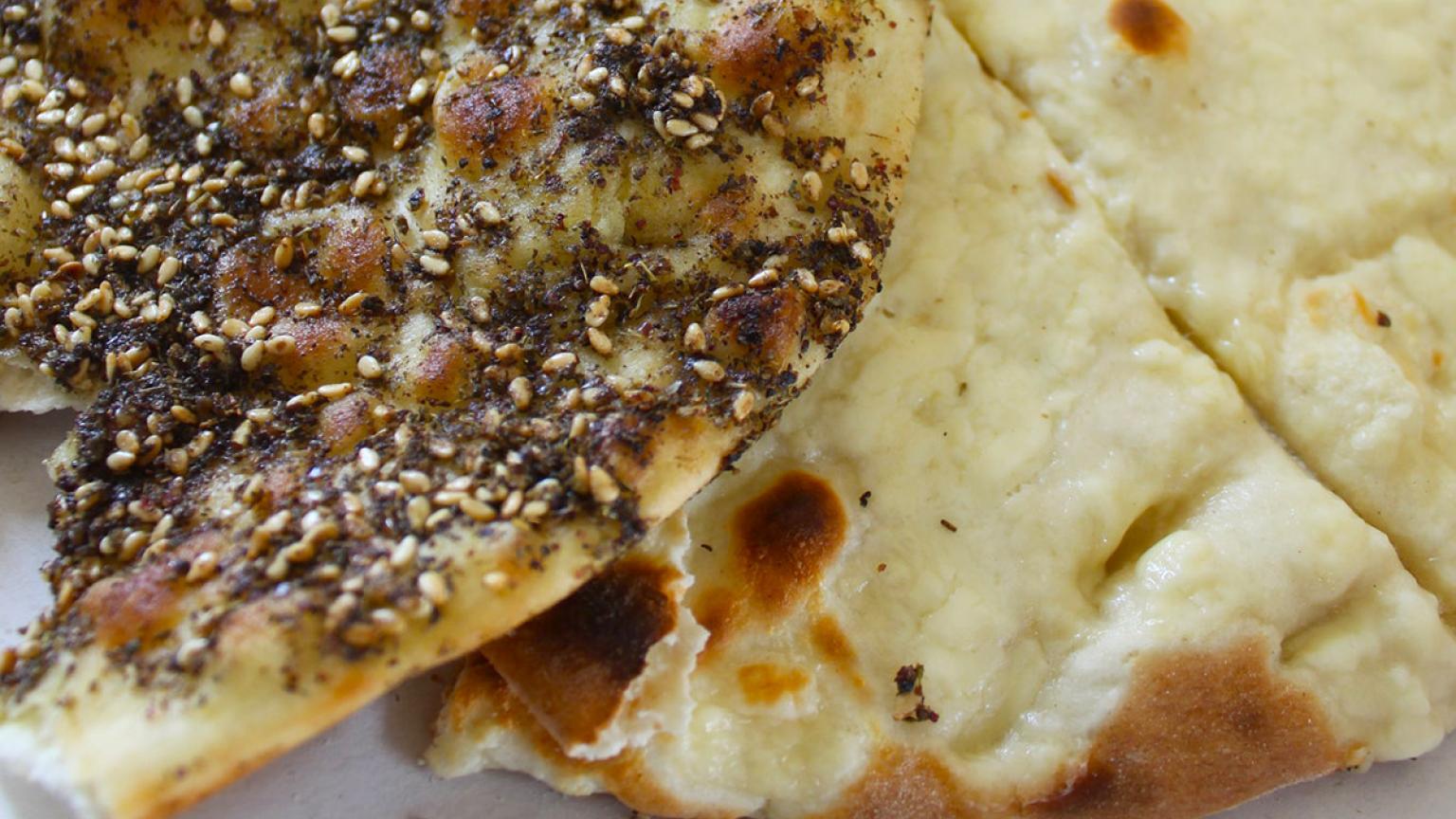 Gastronomía del Líbano: man’oushe
