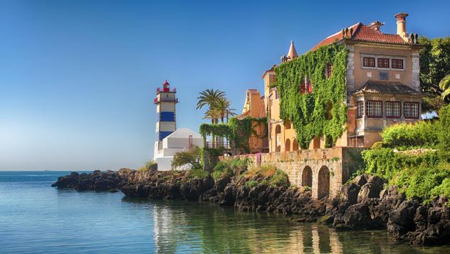 Casa de Santa Maria, Cascais, alrededores de Lisboa, Portugal © Szymon Capinski / 500px