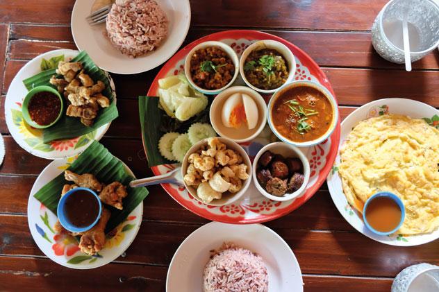 Apetitosas especialidades del norte de Tailandia. Wipawansr/Shutterstock ©