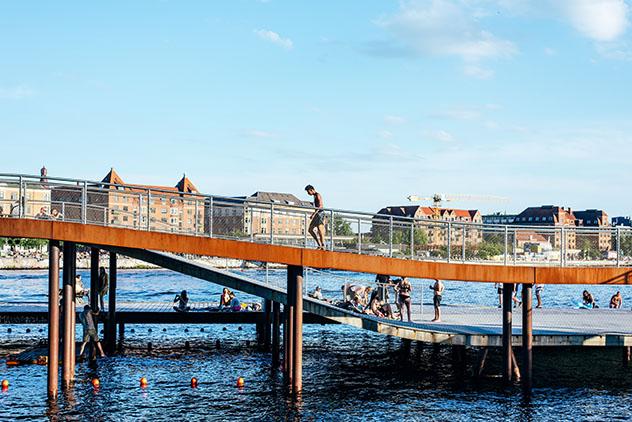 Piscina urbana de Copenhague: Islands Brygge Harbour Baths, Dinamarca
