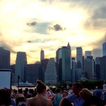 Cine en Brooklyn Bridge Park, Nueva York, Estados Unidos