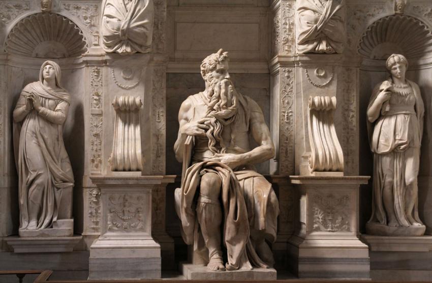 Estatua de Moisés en la Basilica di San Pietro in Vincoli.