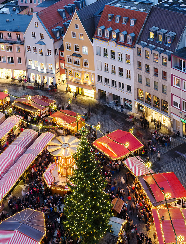 Mercado navideño de Augsburgo, Baviera, Alemania © Michael Thaler / Shutterstock