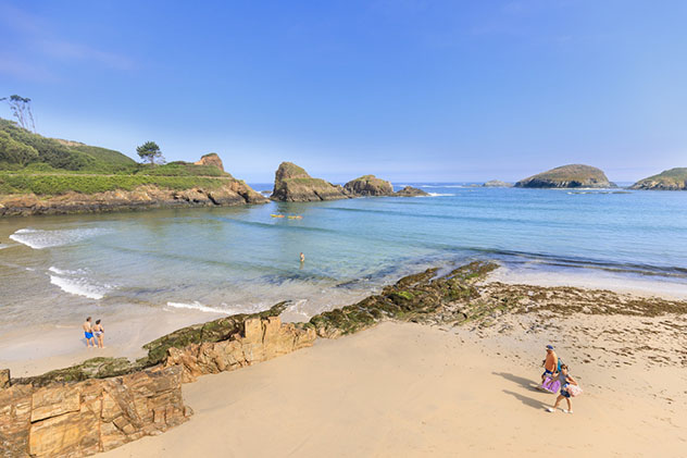 Parque Histórico del Navia, Asturias: playa de Porcía, El Franco