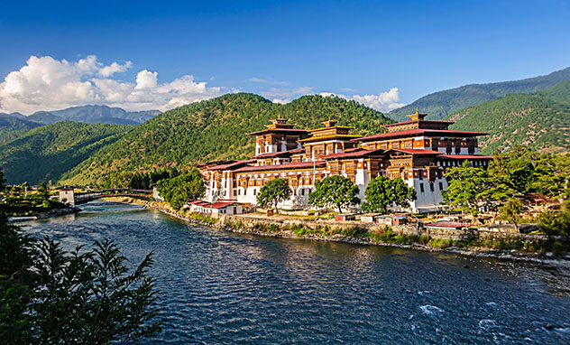 Viajar a Bután: el 'dzong' de Punakha