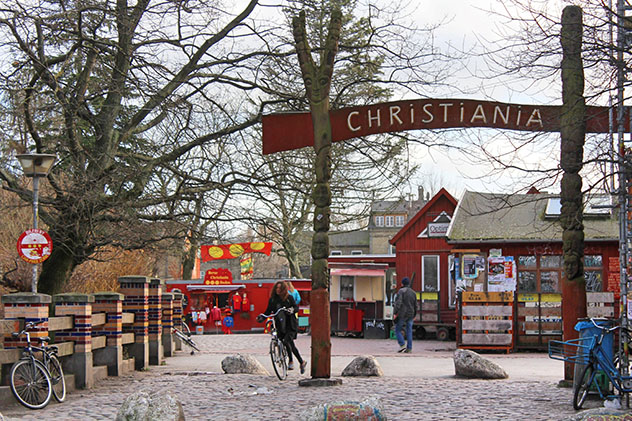 Visitar la Free Town of Christiania permite descubrir un estilo de vida singular, Copenhague, Dinamarca © Caroline Hadamitzky / Lonely Planet