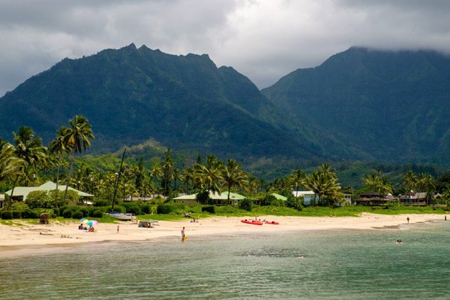 Bahía de Hanalei, Kaua'i, Hawái, EE UU © Sam Strickler / Shutterstock
