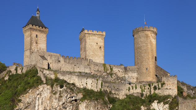 Francia, Château de Foix © Santi Rodriguez / Shutterstock