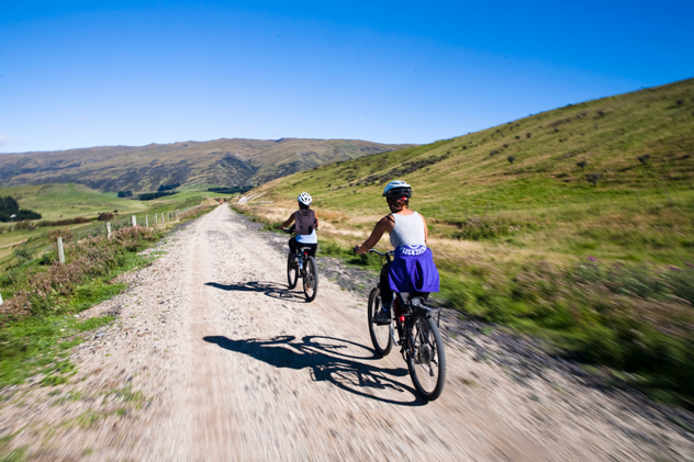 Ciclistas en South Island, Otago. ©Matthew Micah Wright/Getty Images