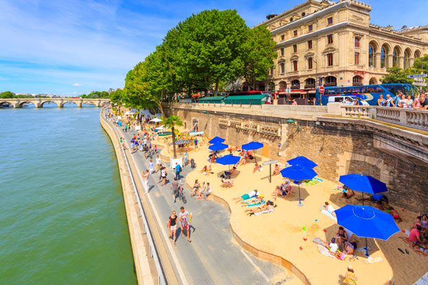 Las playas de París a orillas del Sena. Pawel Libera / Getty Images