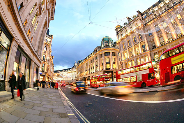 Oxford Street, Londres, Inglaterra © alice-photo / Shutterstock
