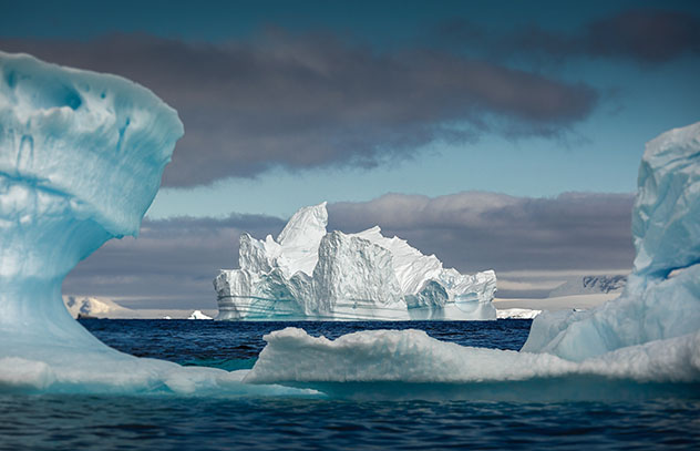 Atrapados en el hielo, un libro para rememorar una emocionante expedición