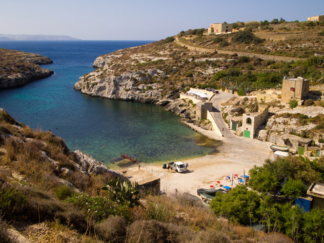 Playa de Mgarr ix-Xini, Gozo, Malta © Richard Salter /Shutterstock