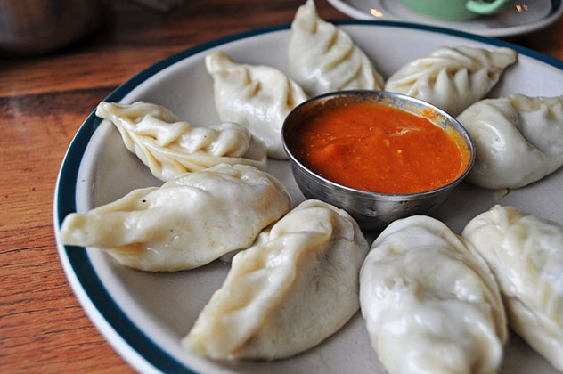 Katmandú y la gastronomía de Nepal: momos