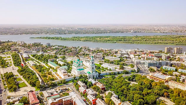 Kremlin y el río Volga, Volgogrado, Rusia © Maykova Galina / Shutterstock