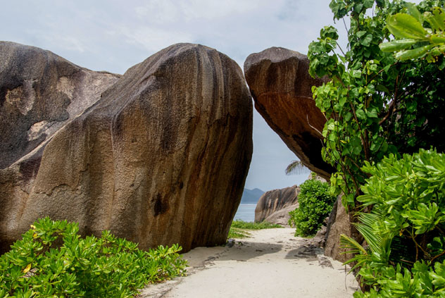 Playa Anse Source d'Argent, isla La Digue, Seychelles © RudiErnst / Shutterstock