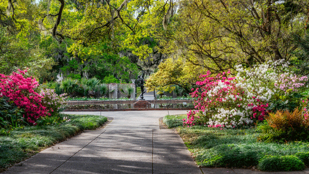 La primavera despierta los colores en los Brookgreen Gardens de Carolina del Sur. © Craig Zerbe / Shutterstock