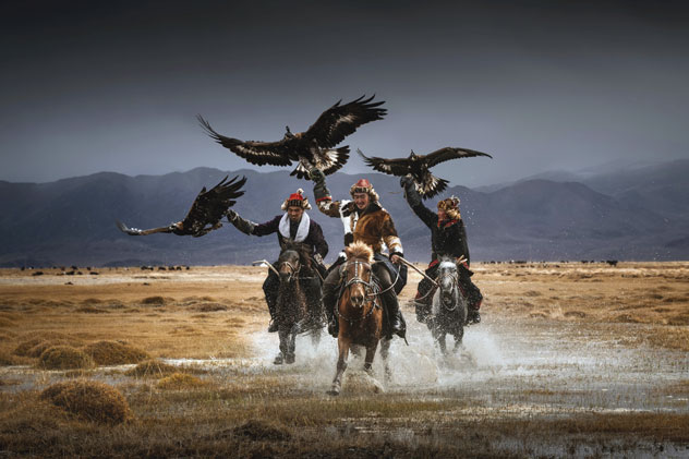 Cazadores de águilas kazajas Stella sophie/Shutterstock