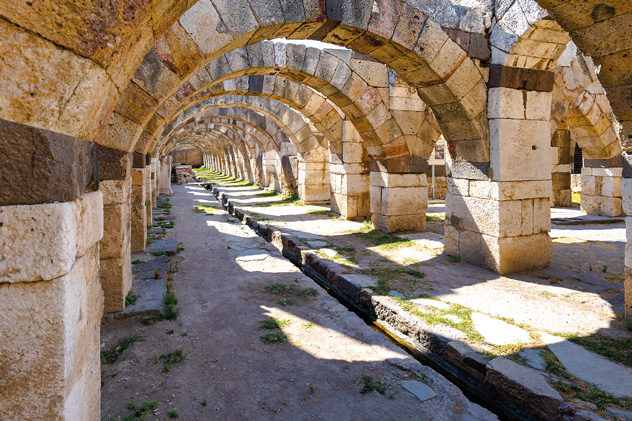 Ágora romana de la antigua Esmirna. Uskarp/Shutterstock ©