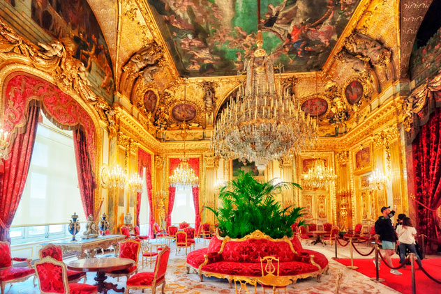  Invierno es buena época para ver puntos de interés como los Apartamentos de Napoleón III en el Louvre. © Brian Kinney / Shutterstock