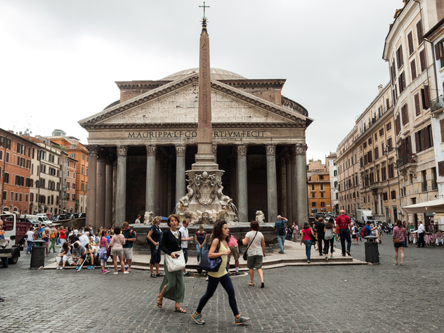 Piazza della Rotonda ©wjarek/Shutterstock
