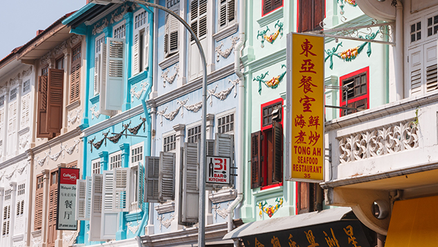 Las coloridas casas de Keong Saik Road albergan una variedad de excelentes restaurantes © Juriaan Wossink / Getty Images