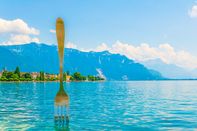 El antídoto perfecto a la belleza rural es el lado urbano de Suiza © trabantos / Shutterstock
