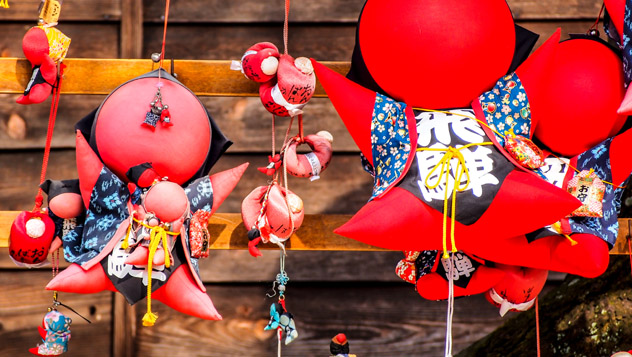 Muñecas 'saru-bobo', Japón © nui7711 / Shutterstock