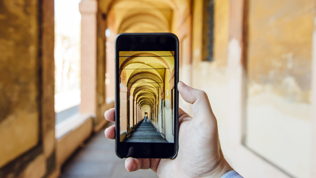 Documentar un viaje con imágenes digitales es cada vez más importante para los viajeros © Alexander Spatari / Getty Images