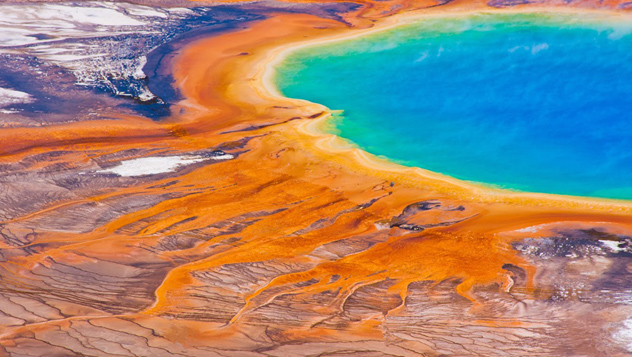 Yellowstone National Park's Grand Prismatic Spring