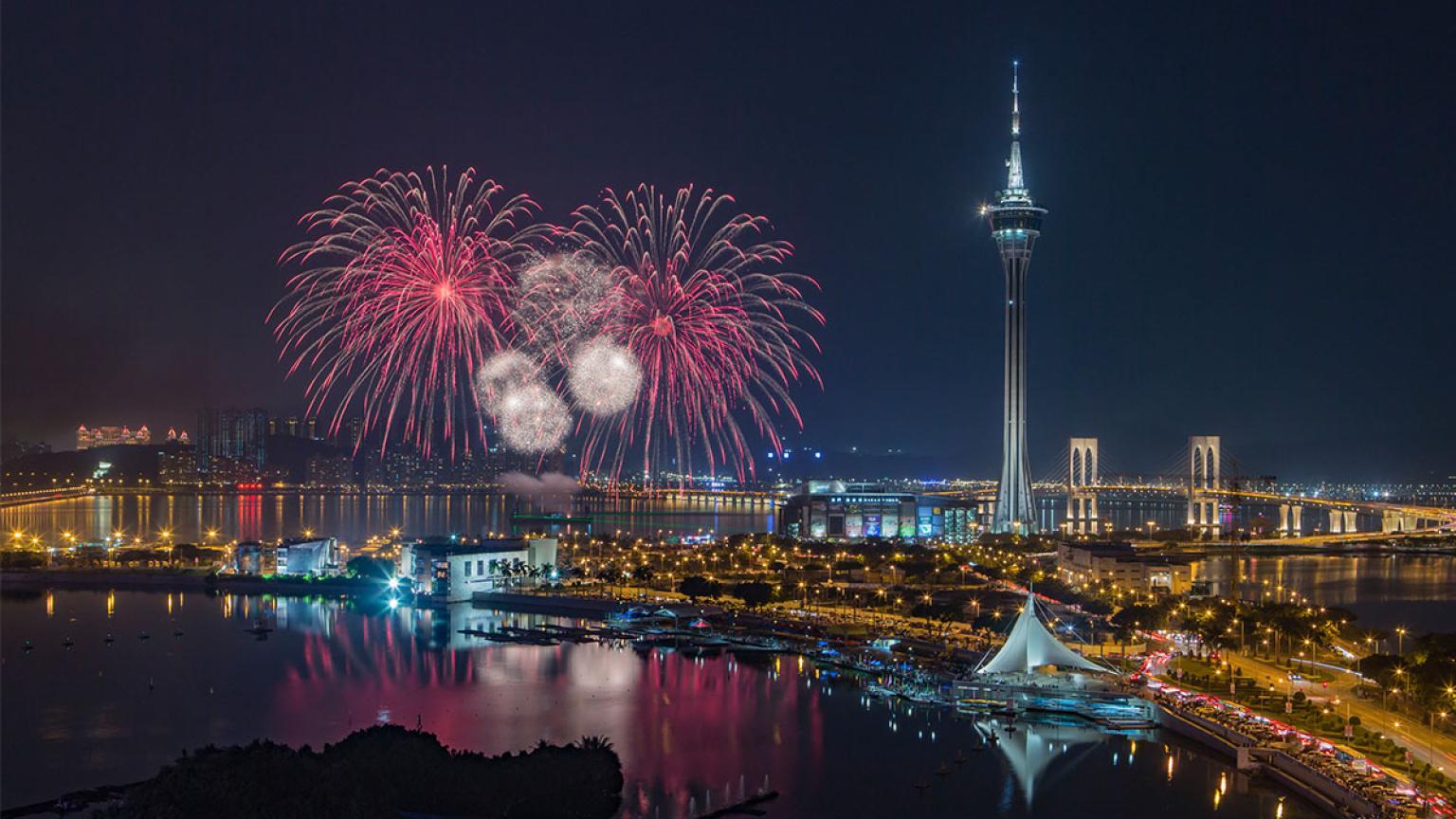 Modernidad fusionada con tradición perfilan el ‘skyline’ de Macao entre luces y rascacielos