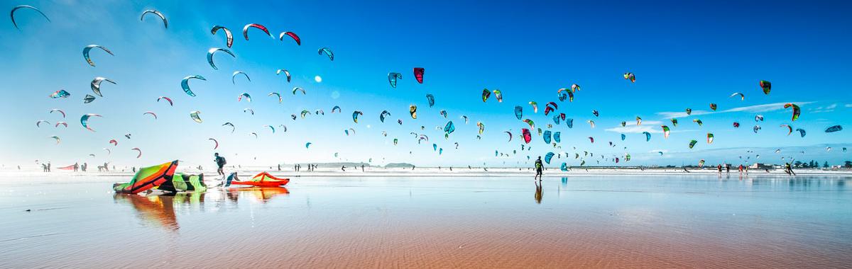 Kite surf en la playa de Essaouira, © Szymon Barylski/Shutterstock
