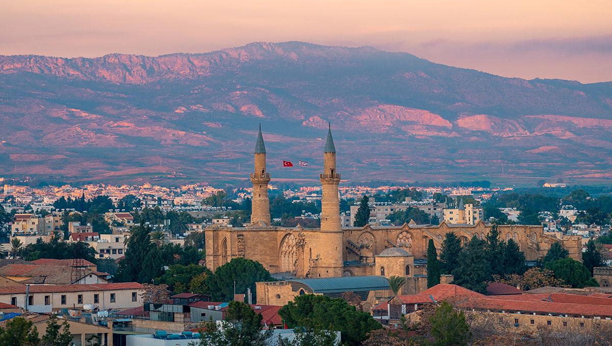 La mezquita Selimiye en el norte de Nicosia