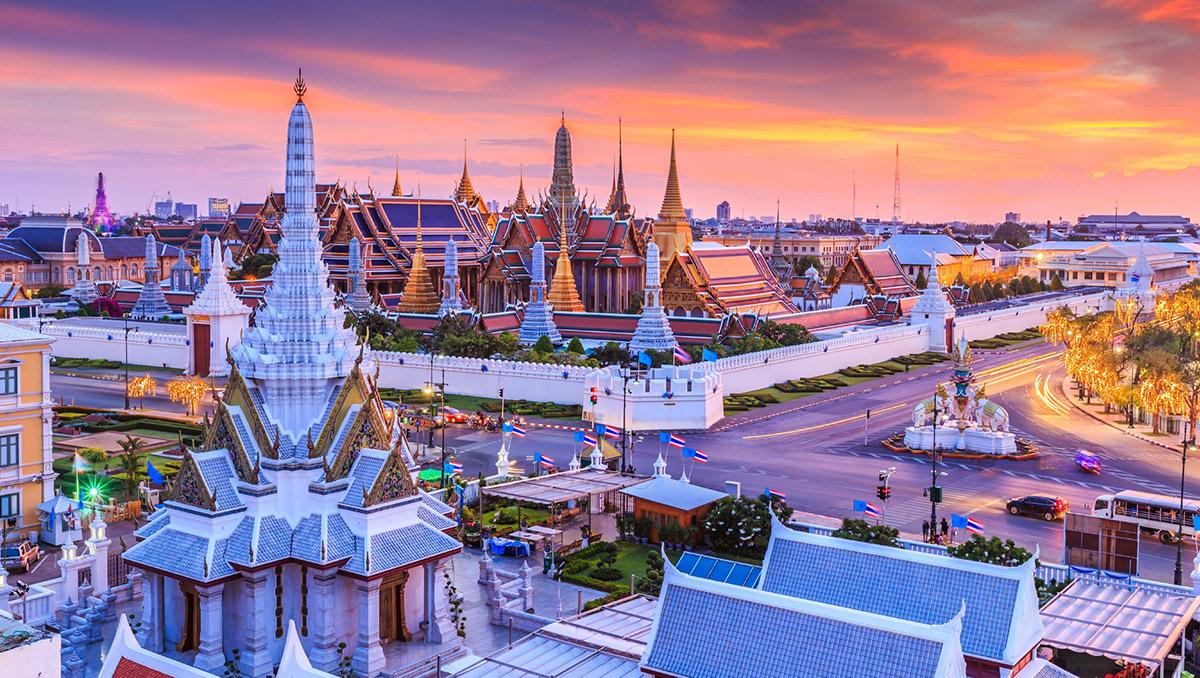 Wat Phra Kaew, conocido también como el templo del Buda Esmeralda, Bangkok, Tailandia
