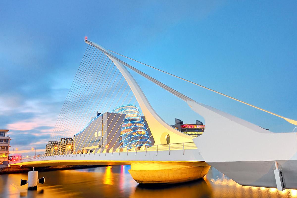 Puente de Samuel Beckett, Dublín, Irlanda