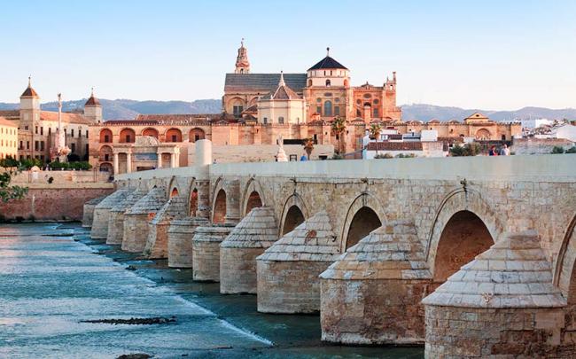 Puente Romano y su entorno, Córdoba, España