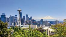 Seattle, la Space Needle destaca sobre el resto de la ciudad