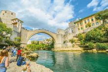 A punto de saltar en Mostar. Kirk Fisher/Shutterstock ©