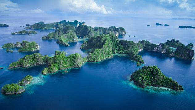 Raja Ampat, Indonesia © Jones-Shimlock-Secret Sea Visions / Getty Images