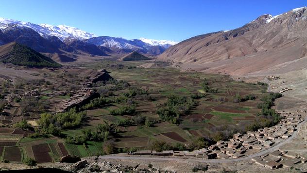 Ait Bouguemez © Hugues - www.flickr.com/photos/chugues/2085669643