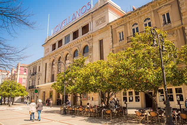 Gijón, el Teatro Jovellanos