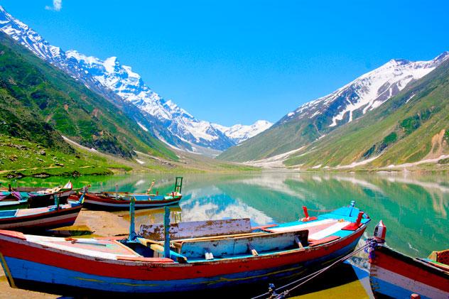 Valle de Naran Kaghan. © Aaliyah Khan/Shutterstock