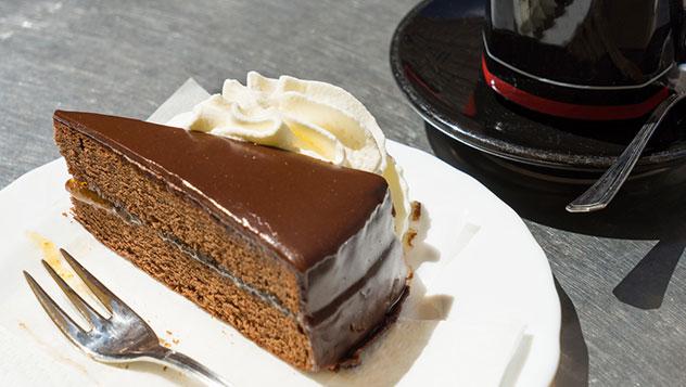 Tarta sacher, Austria